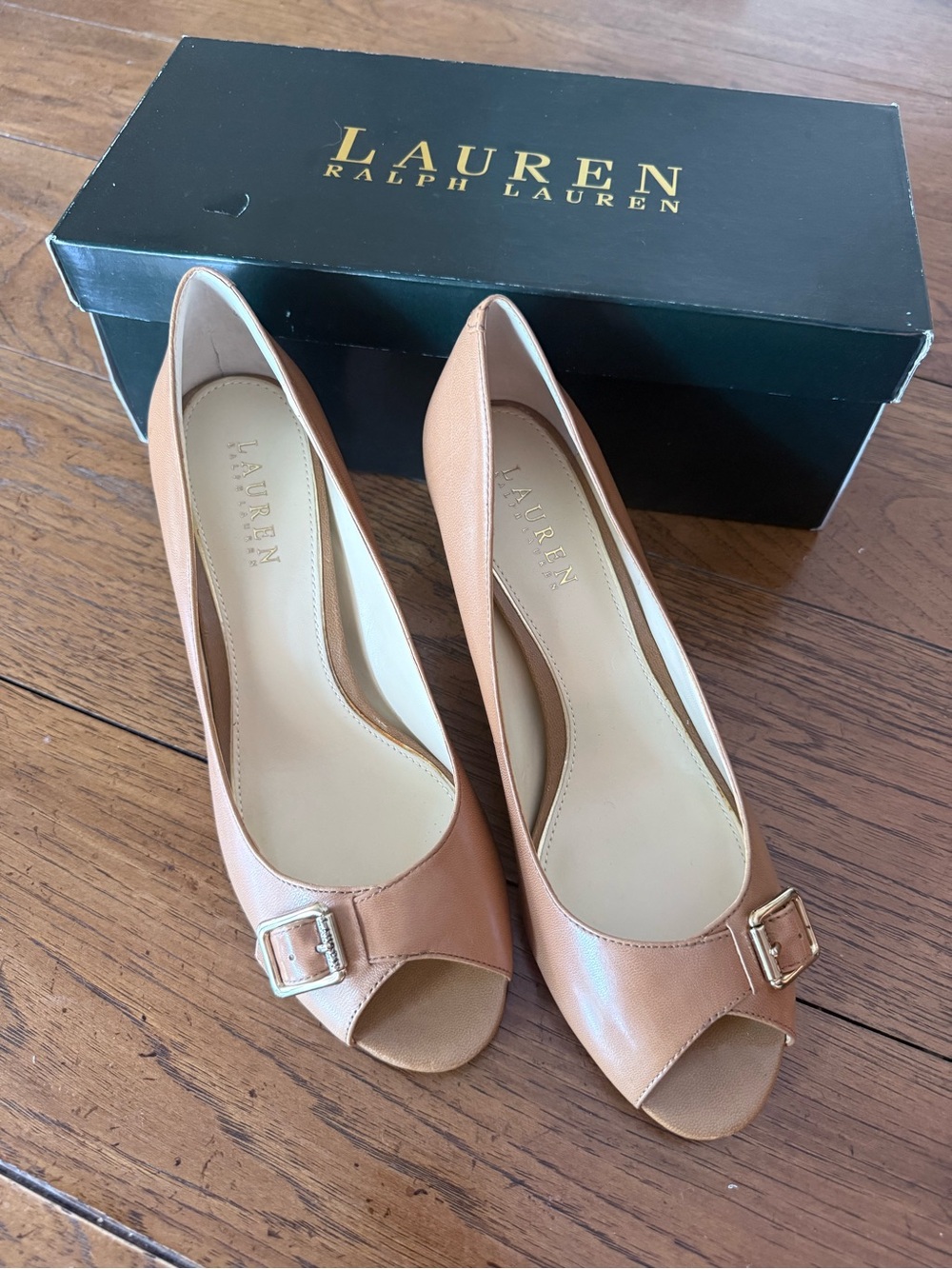 NWT Ralph Lauren Tan Leather Peep-Toe mini Pumps with Buckle